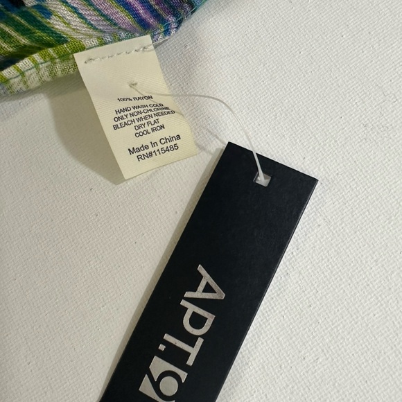 Apt 9 One Size 100% Rayon Fringe Rectangular Fashion Neck Scarf - Picture 3 of 3